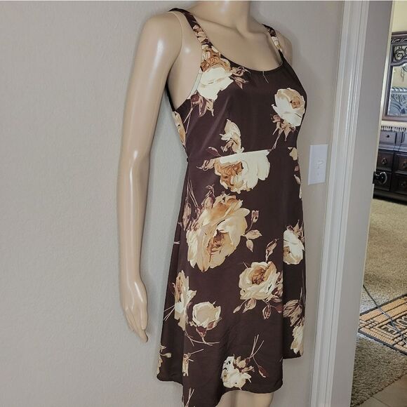 Vintage Joule polyester brown floral mini dress. - Picture 12 of 16